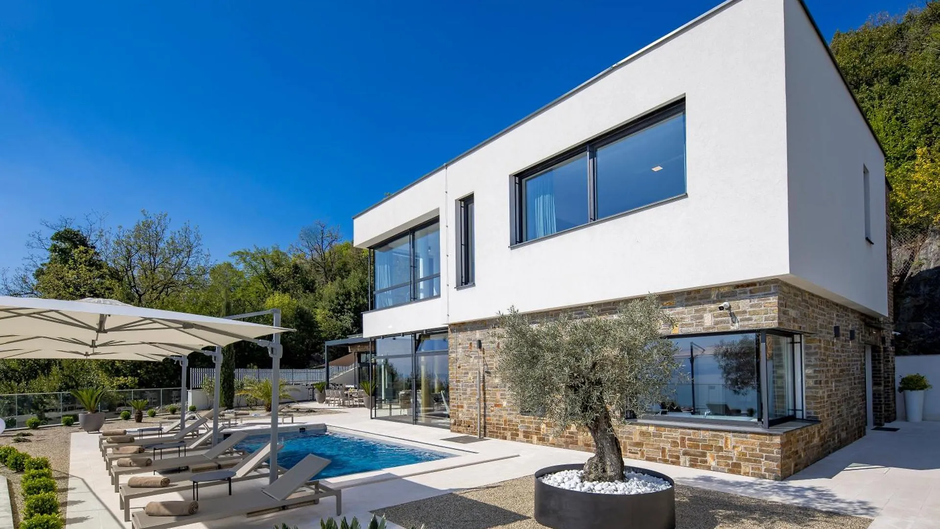Villa Mistral Opatija, Five Star Exclusive Retreat, Gated Community contacts