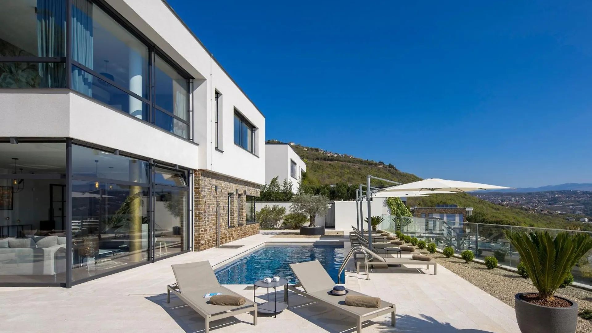 Villa Mistral Opatija, Five Star Exclusive Retreat, Gated Community Croatia